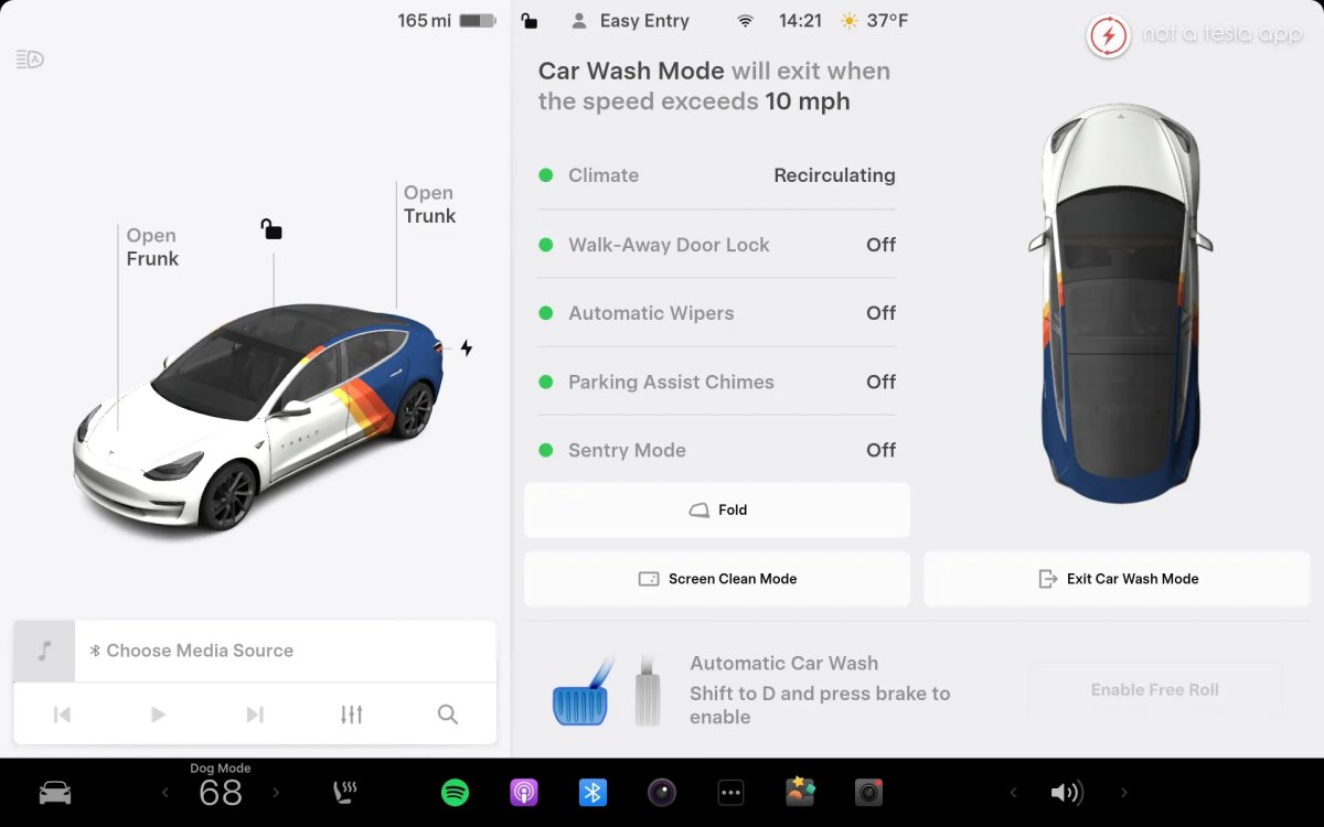Tesla bilindstillinger med bilvaskemodus, viser status for funktioner som klimaanlæg, automatiske vinduesviskere og Sentry Mode.
